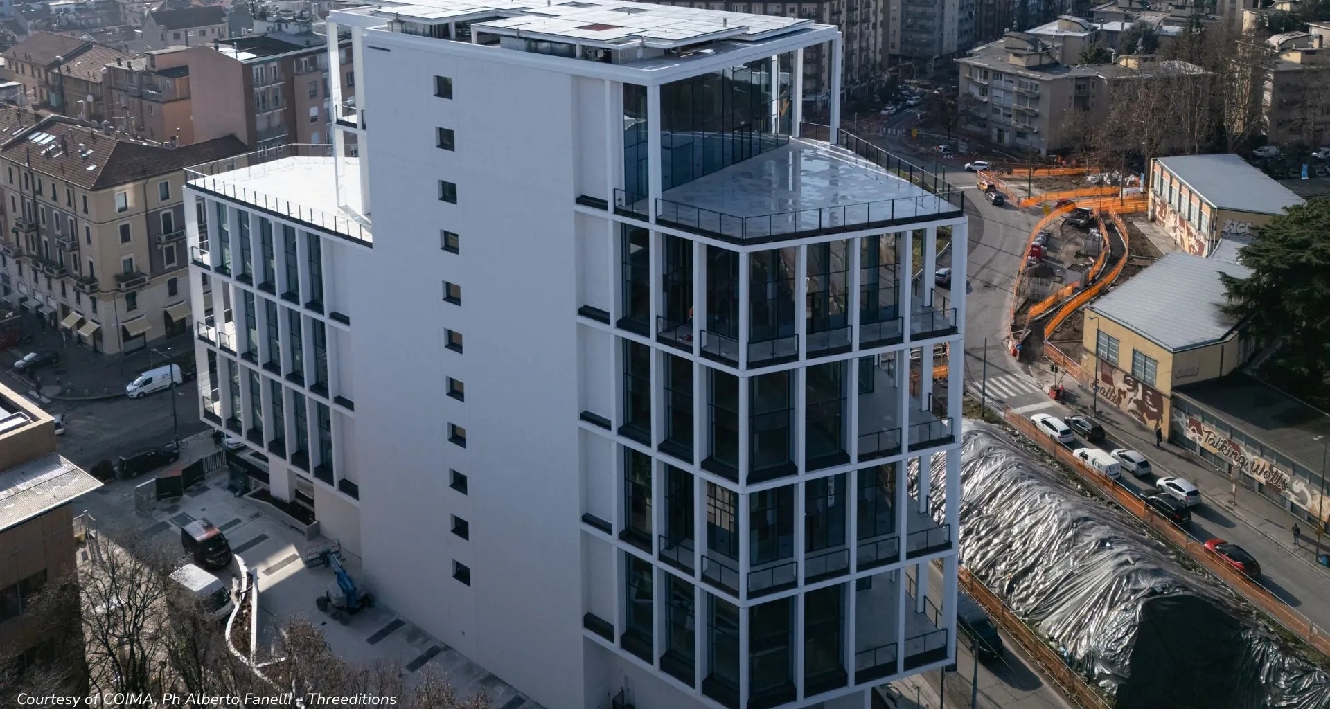 Ivory di piazzale Zavattari 12, Milano